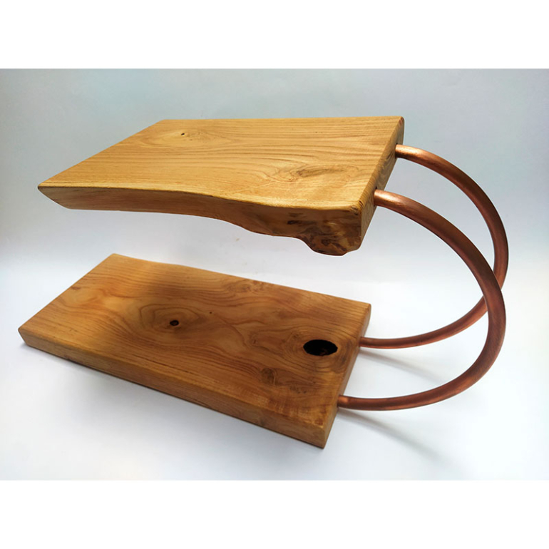 T2TAGLIERE-IN-LEGNO-DI-CASTAGNO-E-RAME-2-RIPIANI